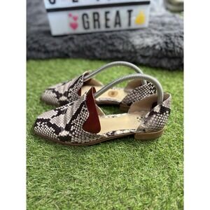 Vince Camuto Size 8 M Snakeskin Animal Print Slip On Shoes
